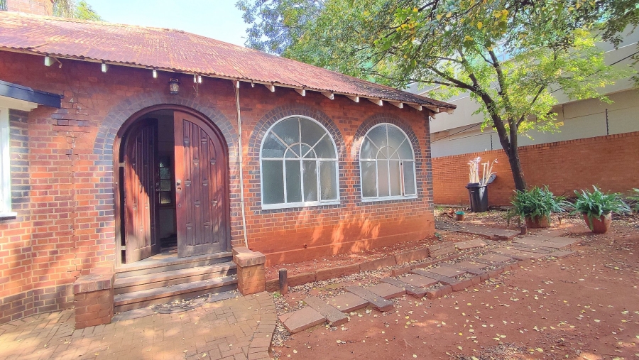 1 Bedroom Property for Sale in Hatfield Gauteng