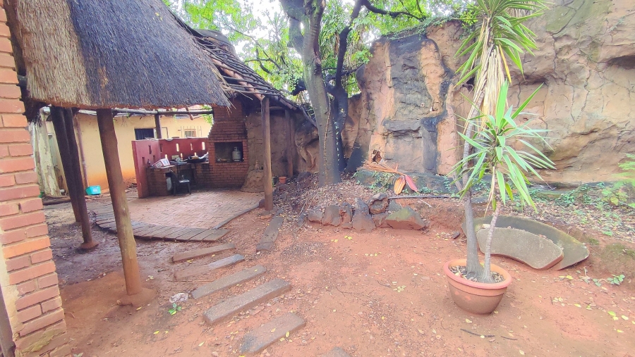 1 Bedroom Property for Sale in Hatfield Gauteng
