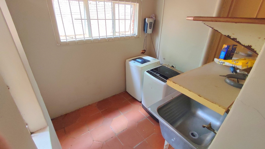 1 Bedroom Property for Sale in Hatfield Gauteng
