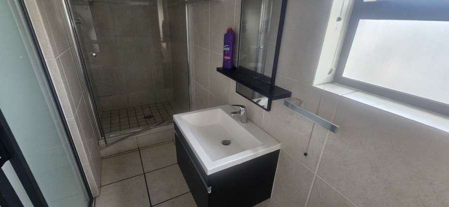 2 Bedroom Property for Sale in Greenstone Gate Gauteng