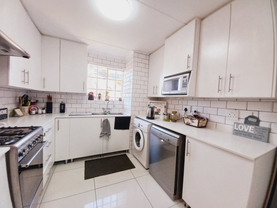 3 Bedroom Property for Sale in Marlands Gauteng