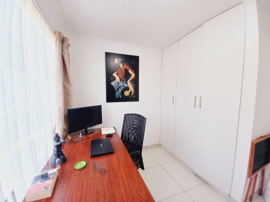 3 Bedroom Property for Sale in Marlands Gauteng