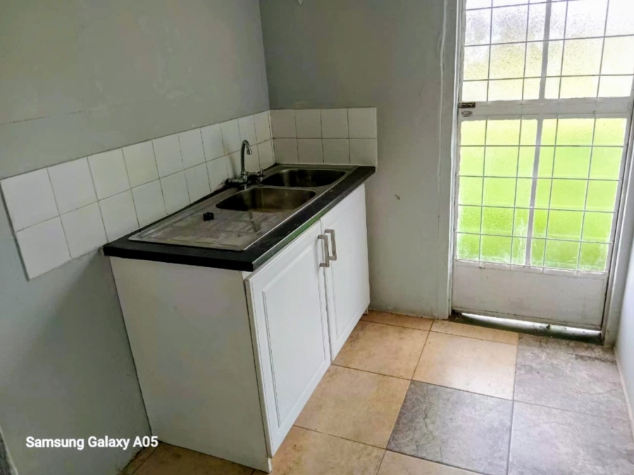 To Let 1 Bedroom Property for Rent in Wheatlands A H Gauteng