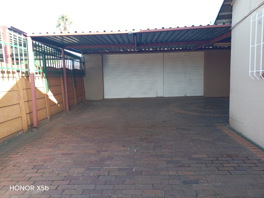4 Bedroom Property for Sale in Van Dyk Park Gauteng
