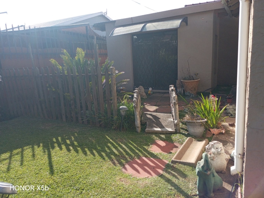 4 Bedroom Property for Sale in Van Dyk Park Gauteng
