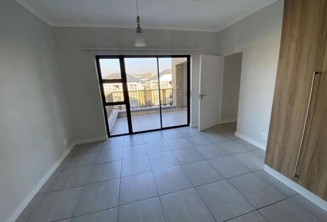 To Let 3 Bedroom Property for Rent in Waterfall Gauteng