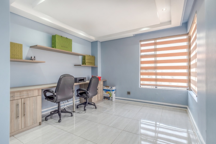 6 Bedroom Property for Sale in Amandasig Gauteng