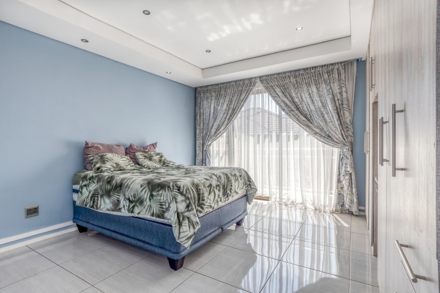 6 Bedroom Property for Sale in Amandasig Gauteng