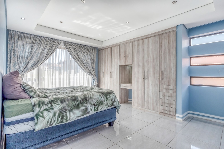 6 Bedroom Property for Sale in Amandasig Gauteng