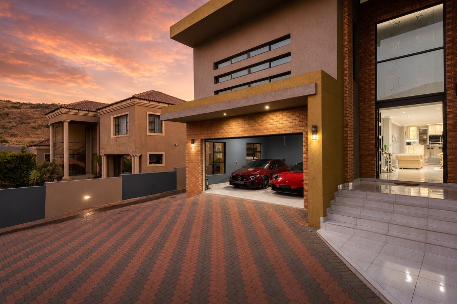 6 Bedroom Property for Sale in Amandasig Gauteng