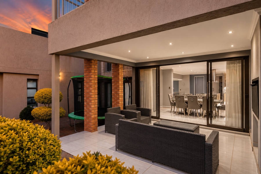 6 Bedroom Property for Sale in Amandasig Gauteng