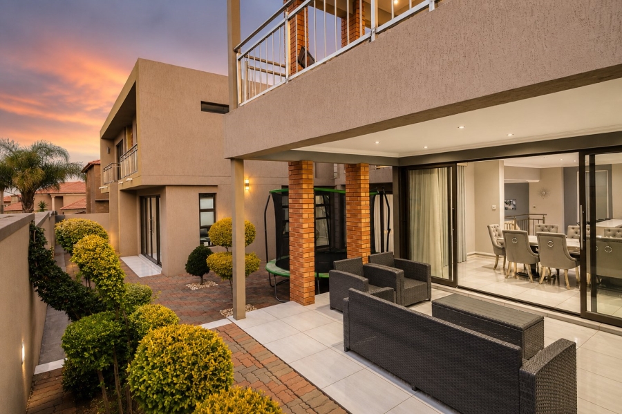 6 Bedroom Property for Sale in Amandasig Gauteng