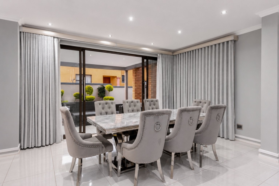 6 Bedroom Property for Sale in Amandasig Gauteng