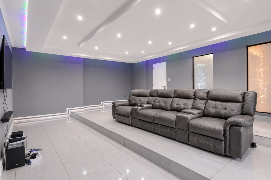 6 Bedroom Property for Sale in Amandasig Gauteng