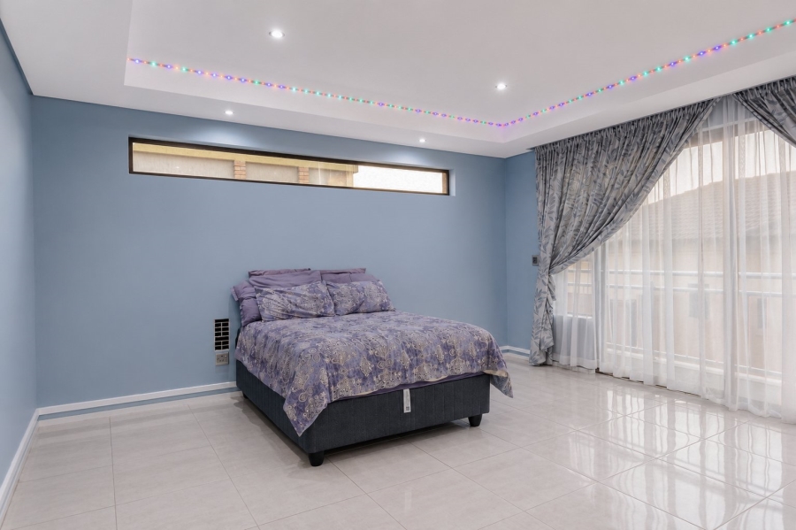 6 Bedroom Property for Sale in Amandasig Gauteng