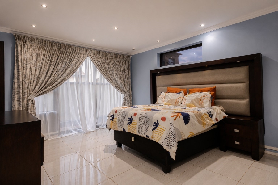 6 Bedroom Property for Sale in Amandasig Gauteng