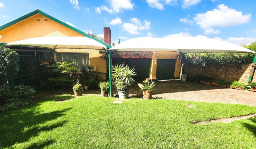 3 Bedroom Property for Sale in Woodmere Gauteng