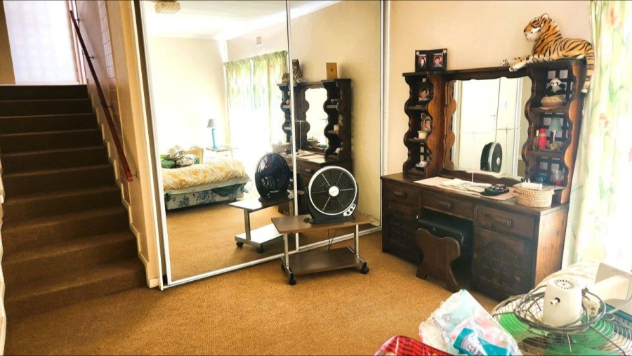 3 Bedroom Property for Sale in Woodmere Gauteng