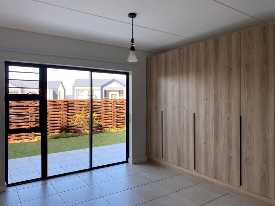 To Let 3 Bedroom Property for Rent in Mulbarton Gauteng