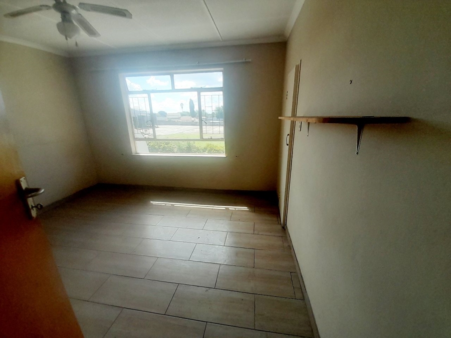2 Bedroom Property for Sale in Tamara Park Gauteng