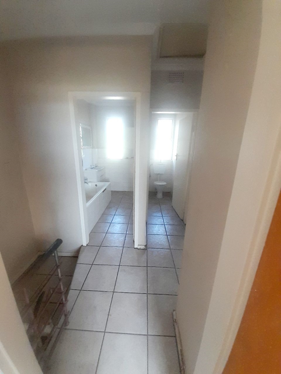 2 Bedroom Property for Sale in Tamara Park Gauteng