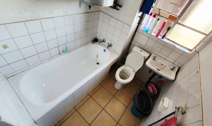1 Bedroom Property for Sale in Pretoria Gauteng