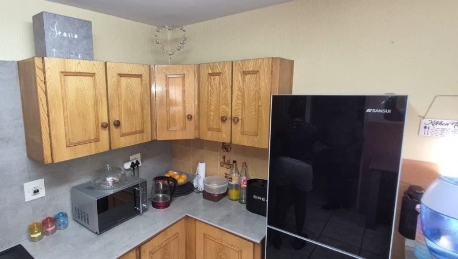 3 Bedroom Property for Sale in Birchleigh North Gauteng