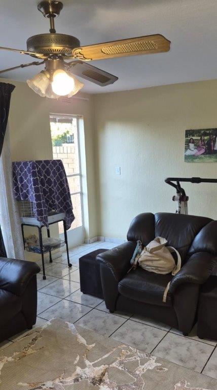 3 Bedroom Property for Sale in Birchleigh North Gauteng