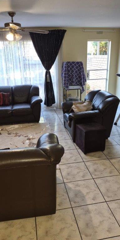 3 Bedroom Property for Sale in Birchleigh North Gauteng