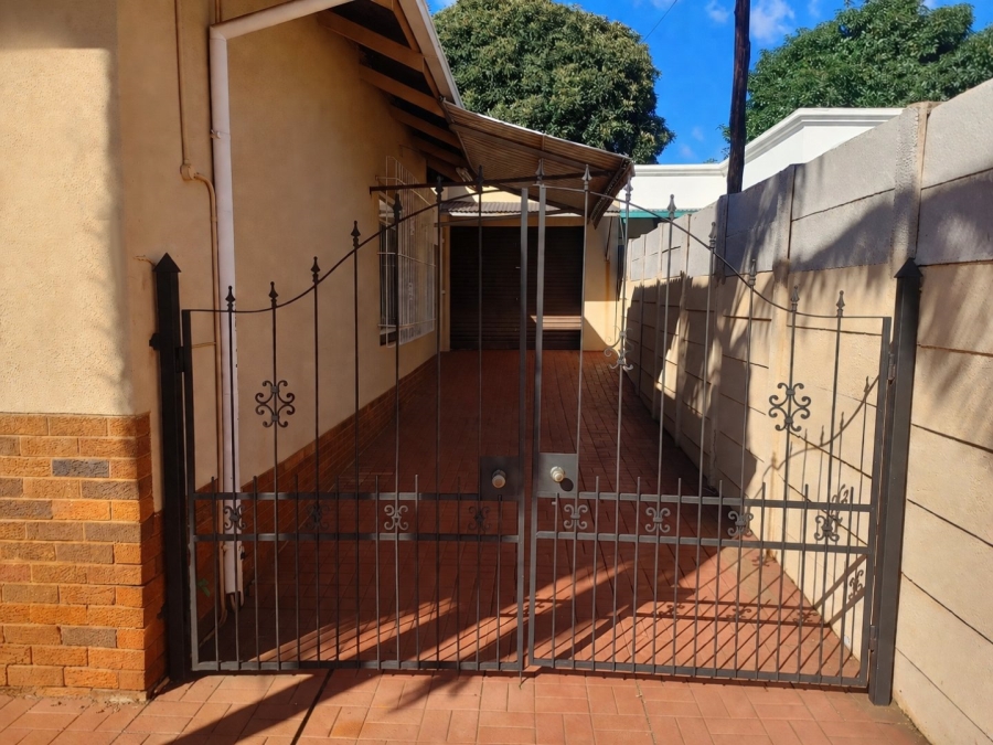 3 Bedroom Property for Sale in Sinoville Gauteng
