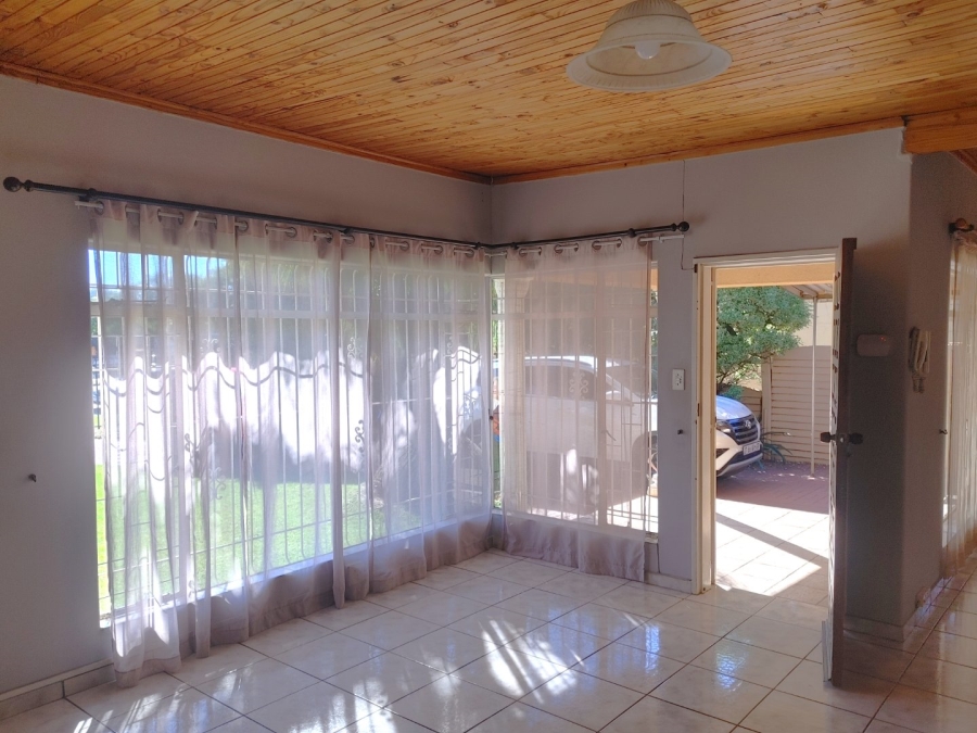 3 Bedroom Property for Sale in Sinoville Gauteng