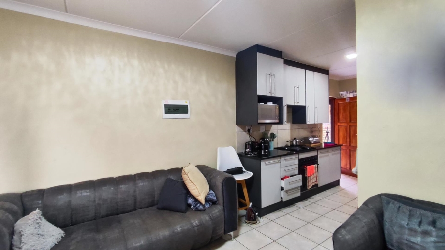 2 Bedroom Property for Sale in Rynfield A H Gauteng