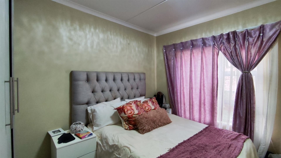 2 Bedroom Property for Sale in Rynfield A H Gauteng