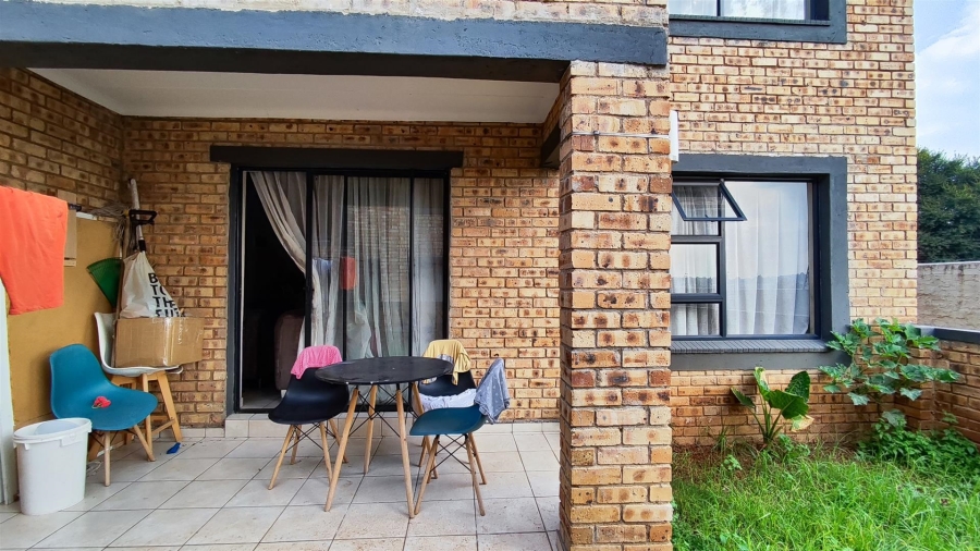 2 Bedroom Property for Sale in Rynfield A H Gauteng
