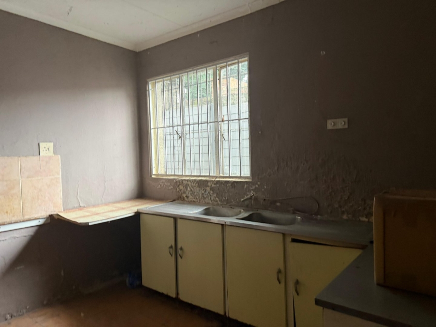 5 Bedroom Property for Sale in Lyndhurst Gauteng