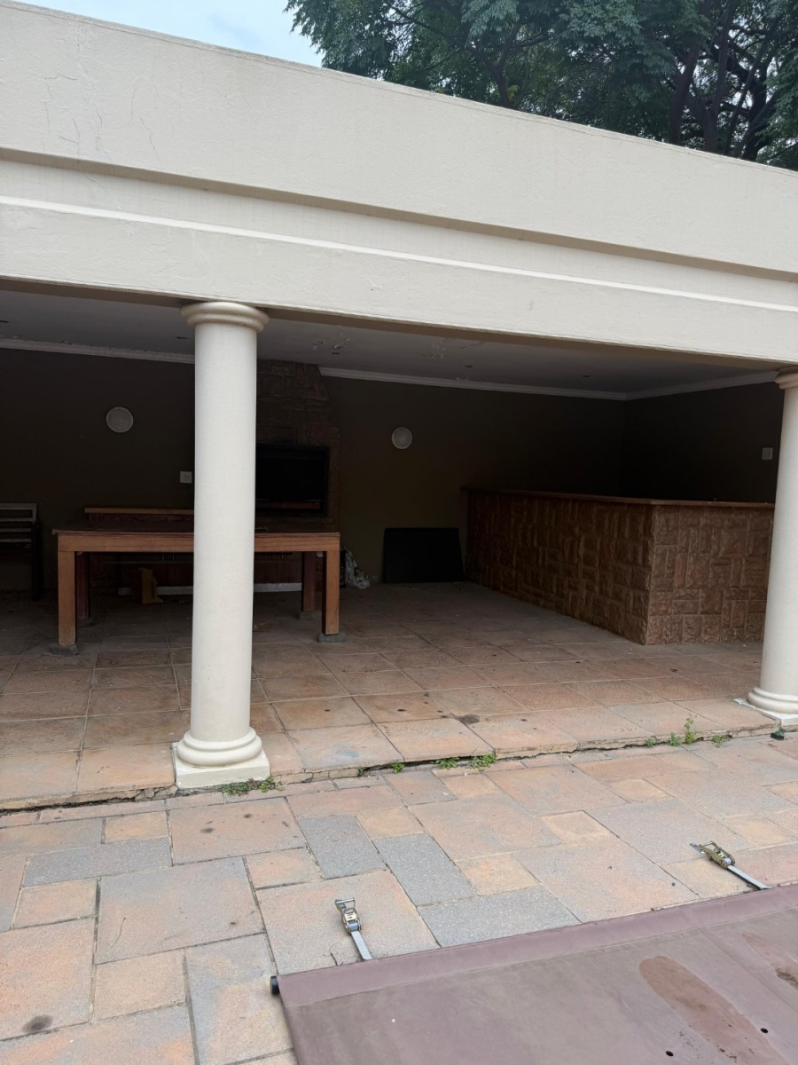 5 Bedroom Property for Sale in Lyndhurst Gauteng