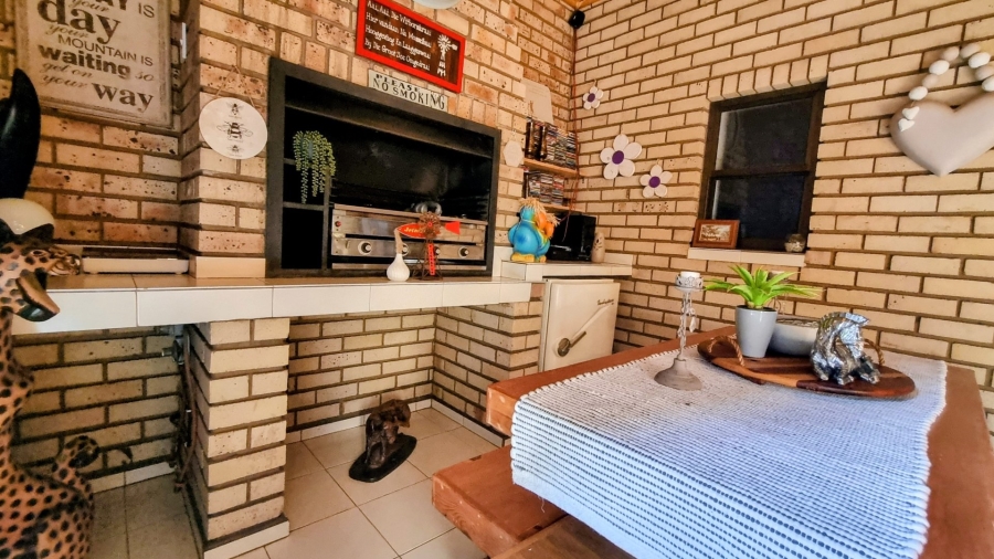 3 Bedroom Property for Sale in Arcon Park Gauteng