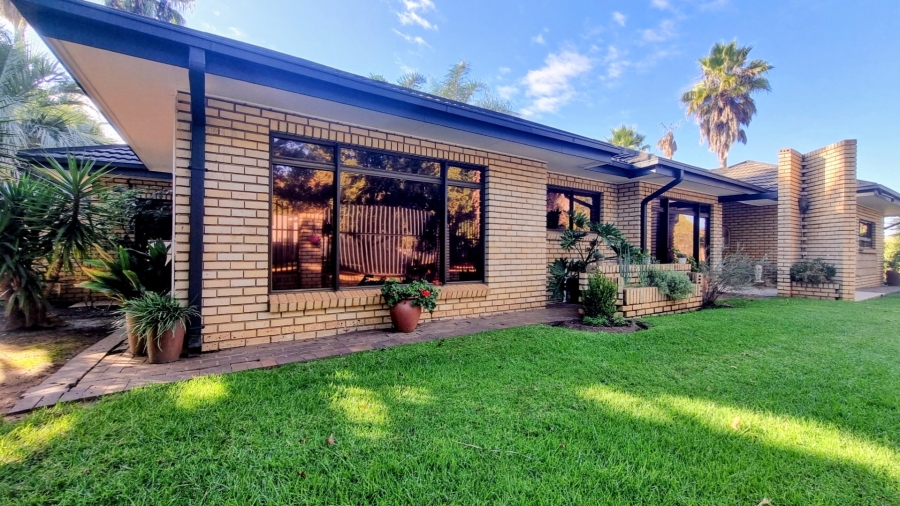 3 Bedroom Property for Sale in Arcon Park Gauteng