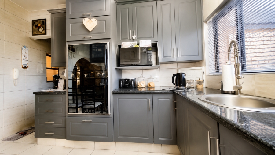 3 Bedroom Property for Sale in Arcon Park Gauteng