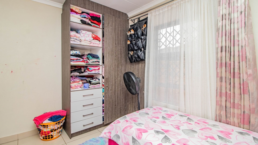 3 Bedroom Property for Sale in Clayville Gauteng