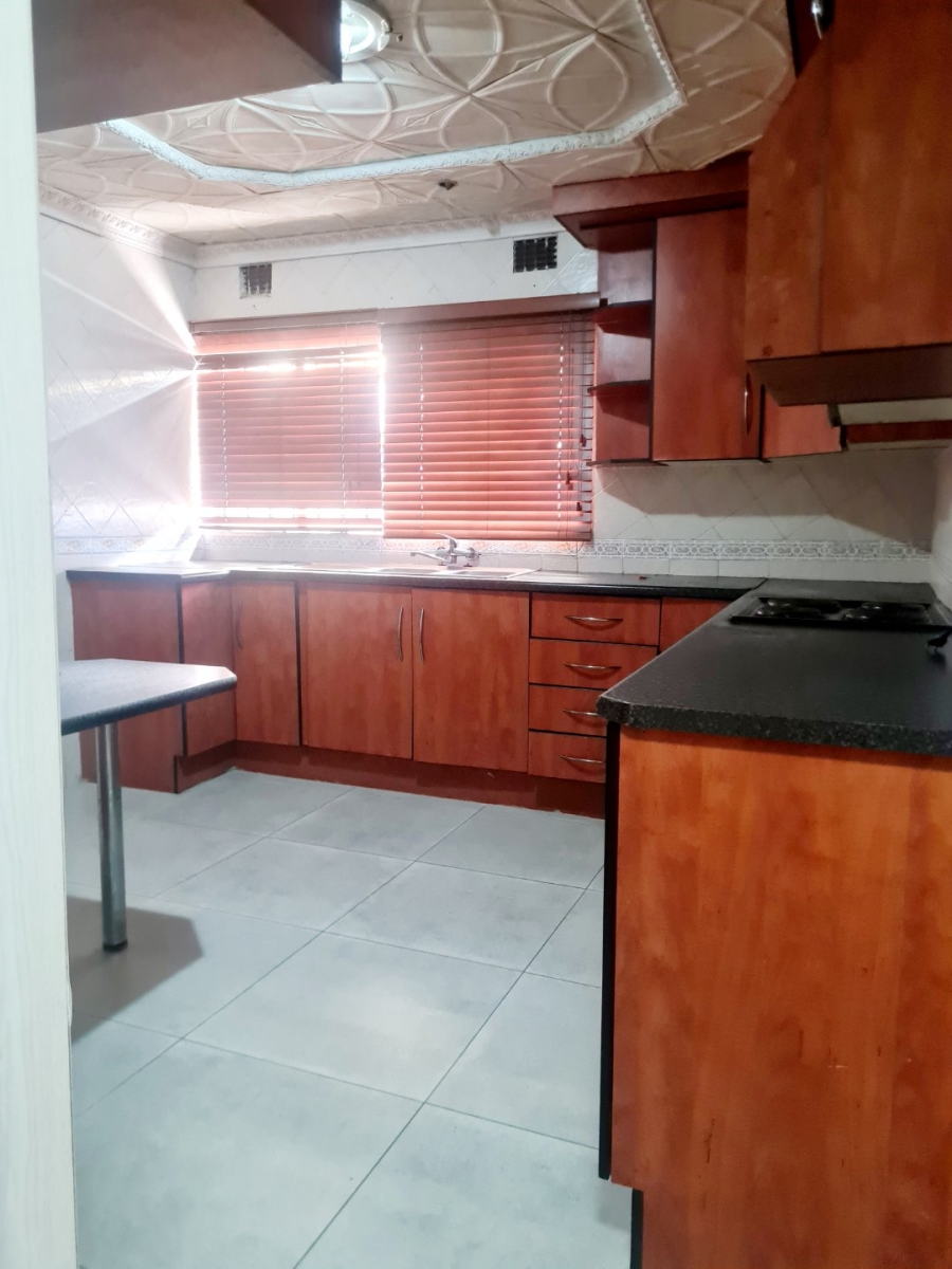 To Let 3 Bedroom Property for Rent in Sharpeville Gauteng