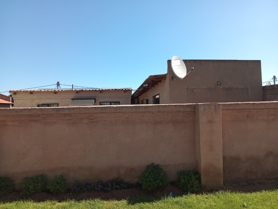 1 Bedroom Property for Sale in Vosloorus Ext 20 Gauteng