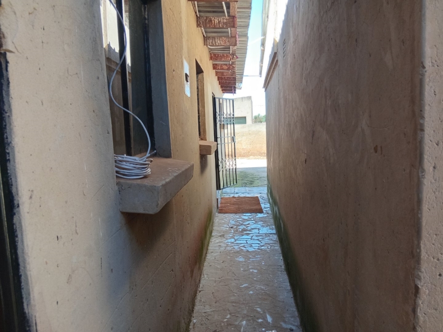 1 Bedroom Property for Sale in Vosloorus Ext 20 Gauteng