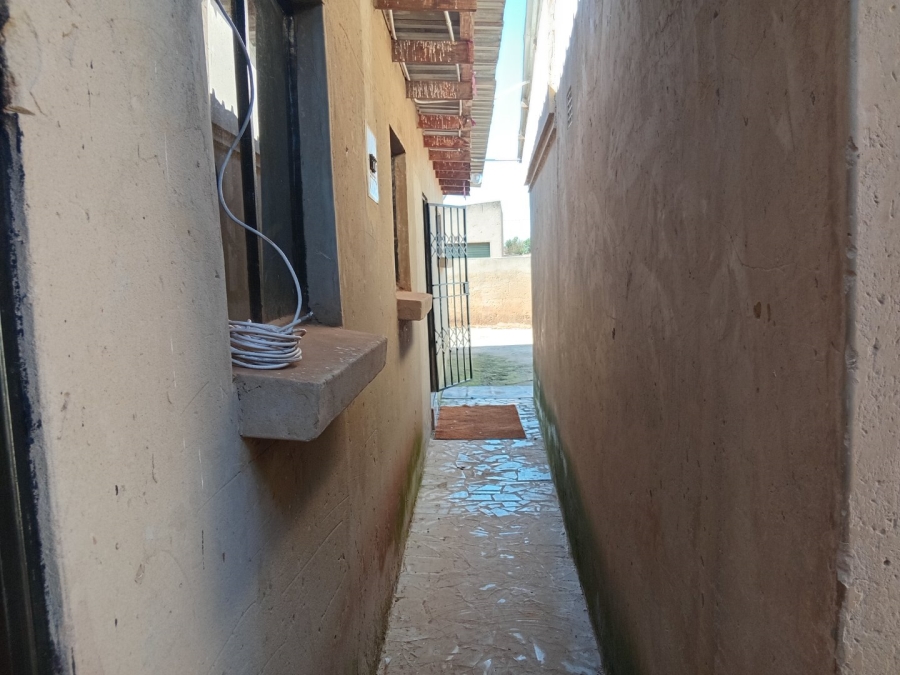 1 Bedroom Property for Sale in Vosloorus Ext 20 Gauteng