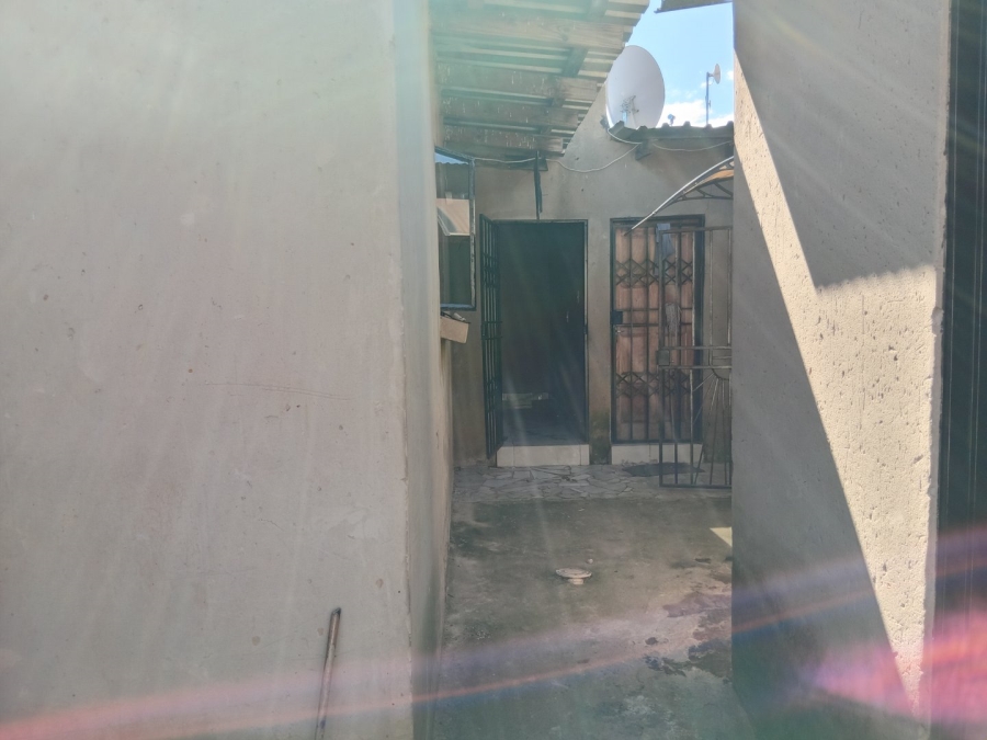 1 Bedroom Property for Sale in Vosloorus Ext 20 Gauteng