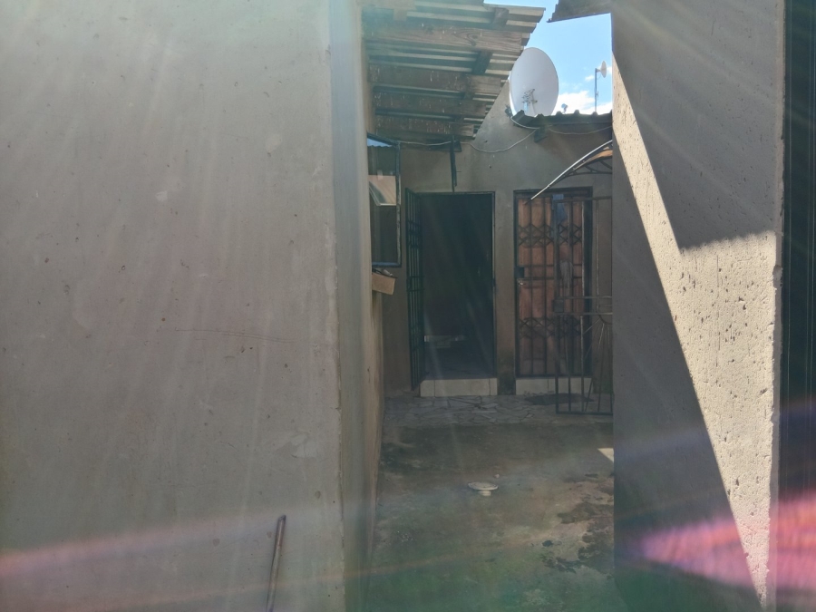 1 Bedroom Property for Sale in Vosloorus Ext 20 Gauteng