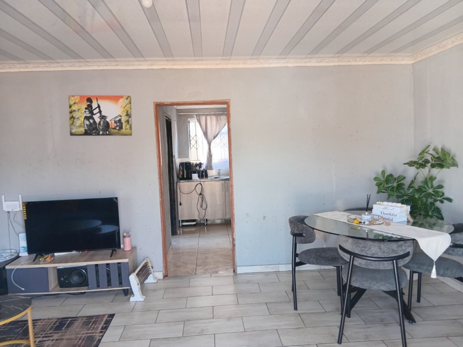 1 Bedroom Property for Sale in Vosloorus Ext 20 Gauteng