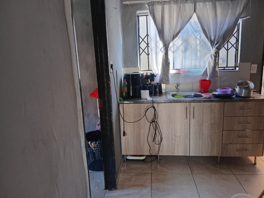 1 Bedroom Property for Sale in Vosloorus Ext 20 Gauteng