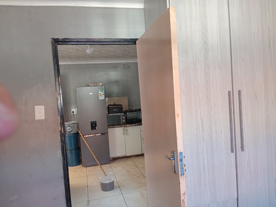 1 Bedroom Property for Sale in Vosloorus Ext 20 Gauteng