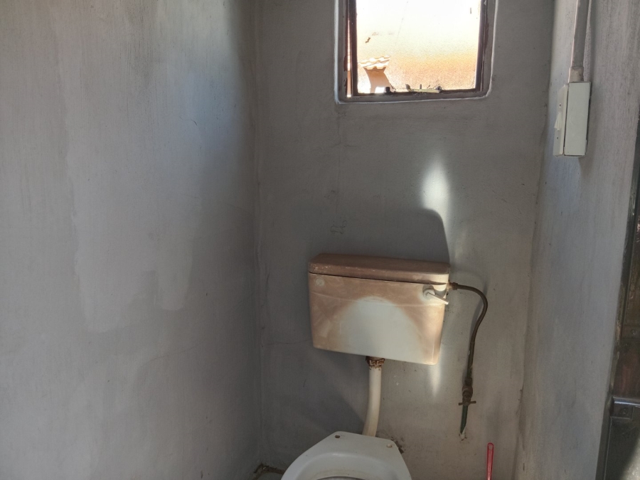 1 Bedroom Property for Sale in Vosloorus Ext 20 Gauteng